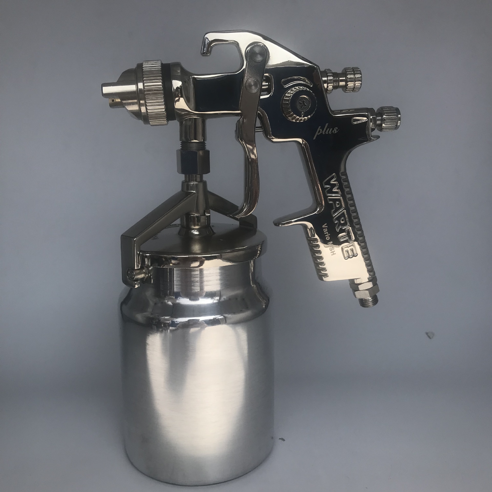 瓦尔特气动喷枪 传统下壶油漆喷漆枪汽车面漆家具喷涂雾化1.7