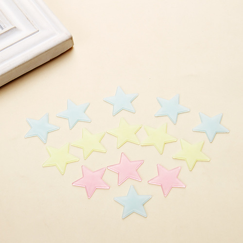 3cm star glow-in-the-dark stickers 100pcs/pack fluorescent star patches plastic three-dimensional glow-in-the-dark starry wall stickers