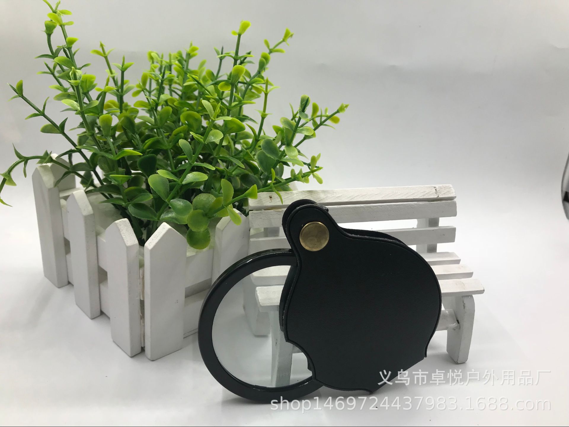 8F2D22FFA57ABE97D1426670B481B7