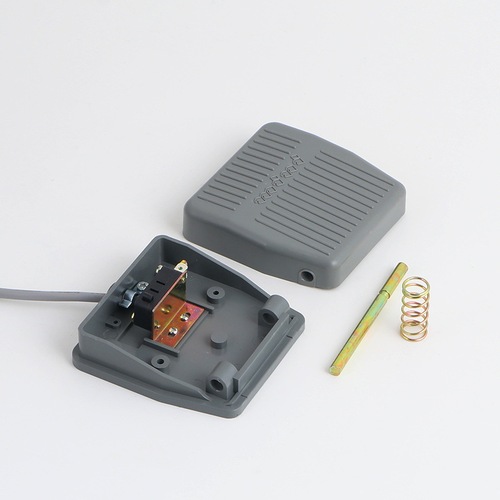 Foot switch controller TFS-201 power switch foot switch self-resetting pedal switch cable 2 meters