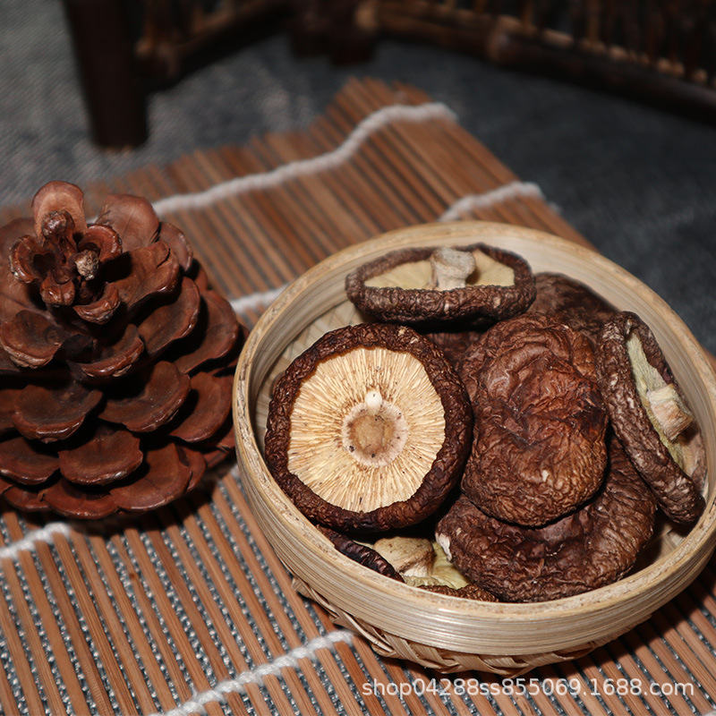 新品食用菌椴木香菇500g干货剪脚肉厚香菇菇批发厂家直销一件代发|ms