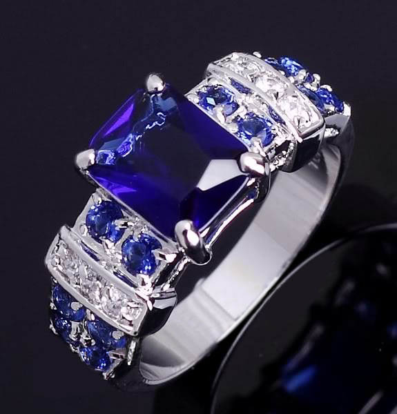 Retro Ladies Ring Copper Silver Plated Zircon Ring Engagement Wedding Jewelry display picture 1