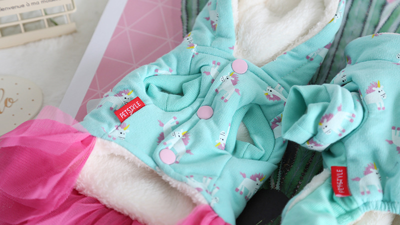 可爱小马服情侣装