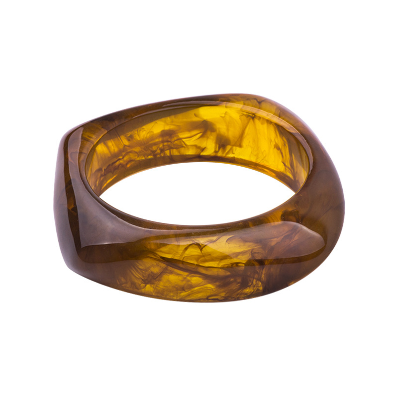1 Piece Quantity Daily Occasion Resin Material Simple Style Solid Color Resin Women's Bangle
