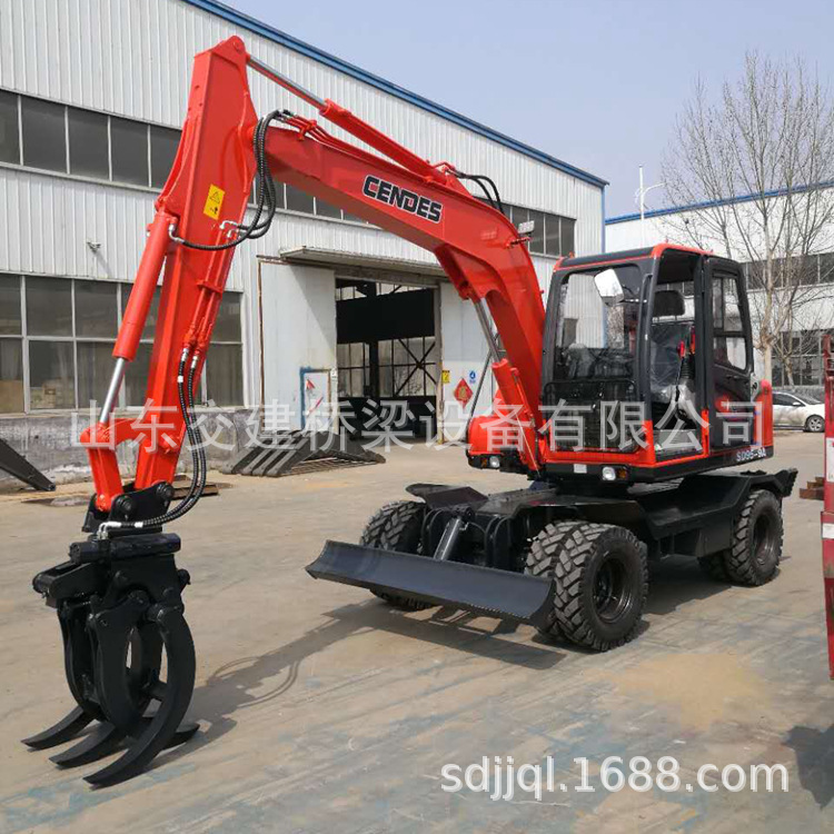 四川雅安抓木机总代理  轮式四驱八轮全地形抓木机价格