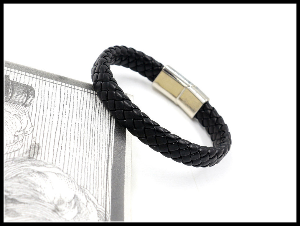 Hersteller Von Mode Armbändern Großhandel Herren Gewebte Seil Legierung Magnets Chnalle Leder Armband Koreanische Version Von Personal Isierten Accessoires display picture 5