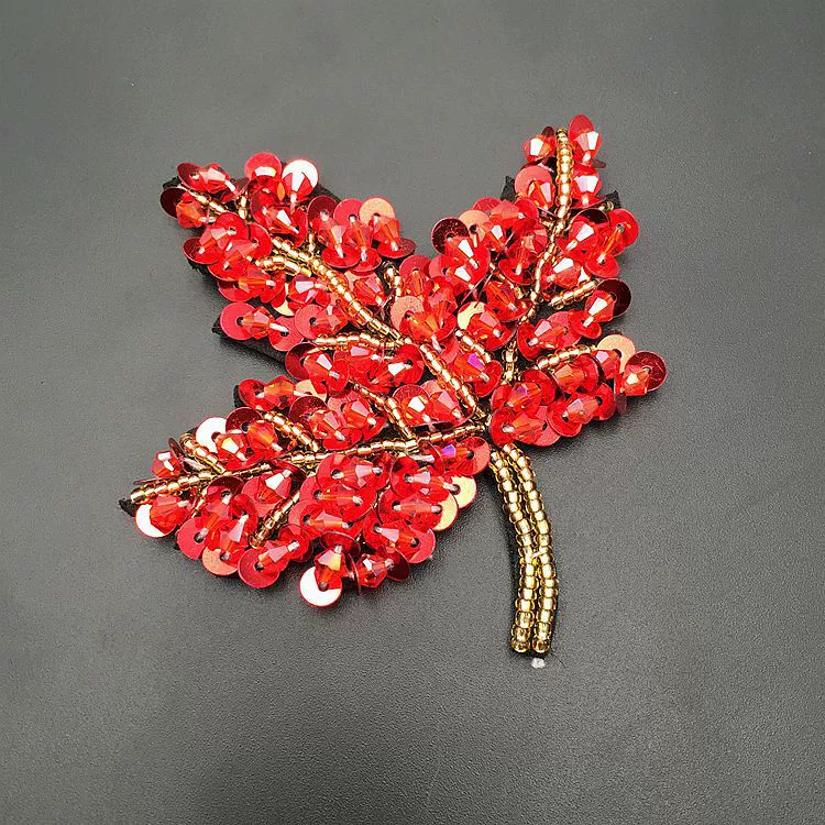 Spot Heavy Industry Handmade Beads Patch Crystal Sequenant Maple Leaf Fracket Patch DIY Patch Posts
