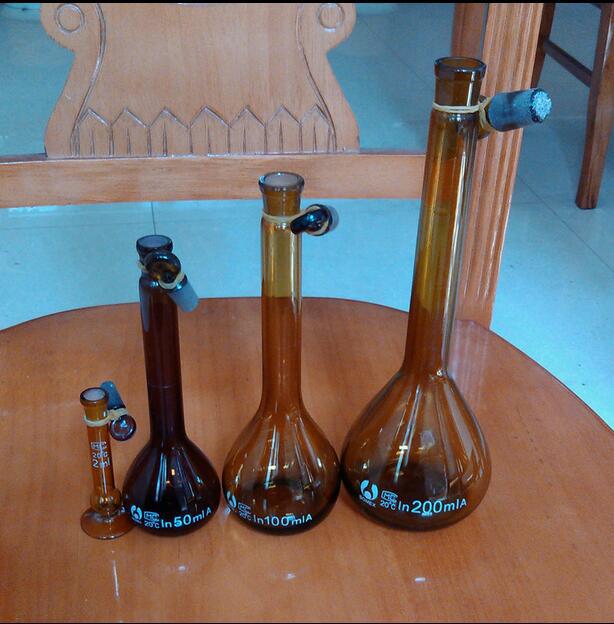 棕色玻璃容量瓶1ml 2ml 5ml 10ml 20ml 25ml 50ml 100ml 250ml