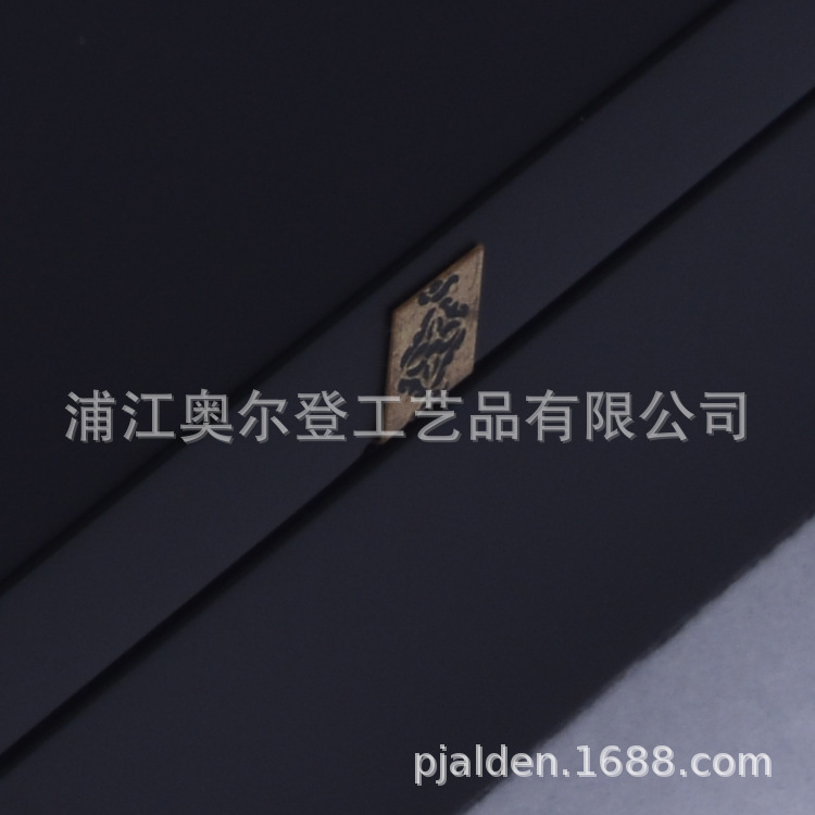 Glass lid essential oil wooden box, bird's nest packaging box, square piano lacquer density board packaging wooden box, custom-made detail image 5