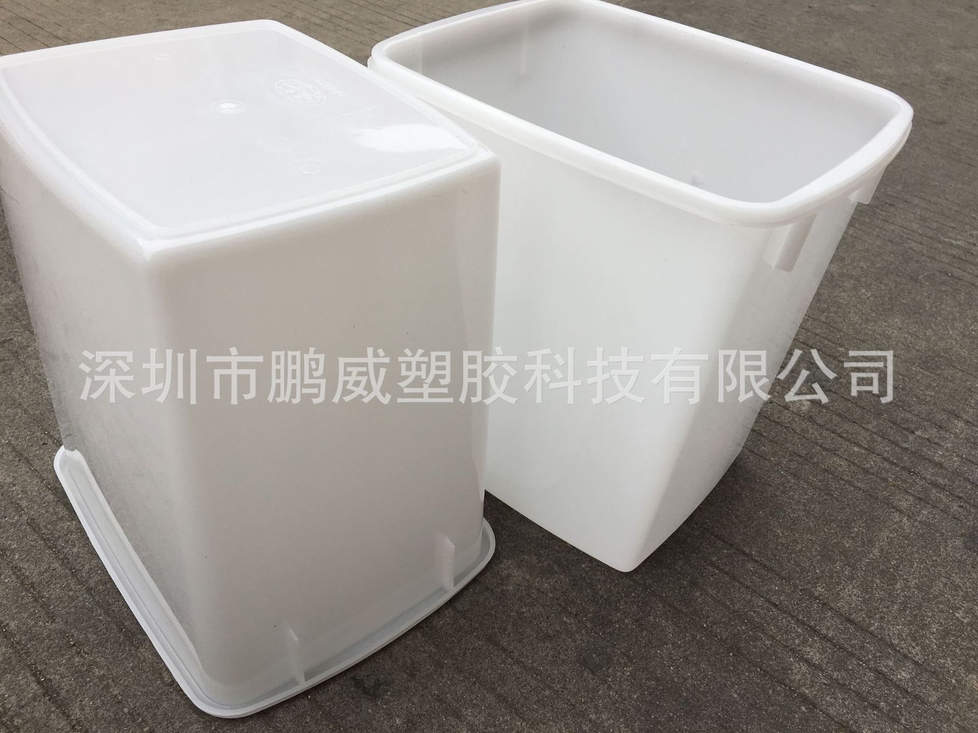 深圳4星宾馆房间垃圾收纳桶 环保加厚全新料周转桶 13升垃圾桶