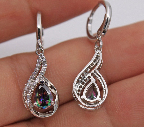 1 Pair Quantity Daily Occasion Copper Material Water Droplets Pattern Fashion Water Droplets Copper Inlay Zircon Drop Earrings 1 Pair