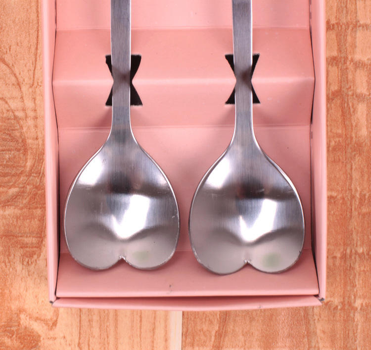 2305687368_1739062726