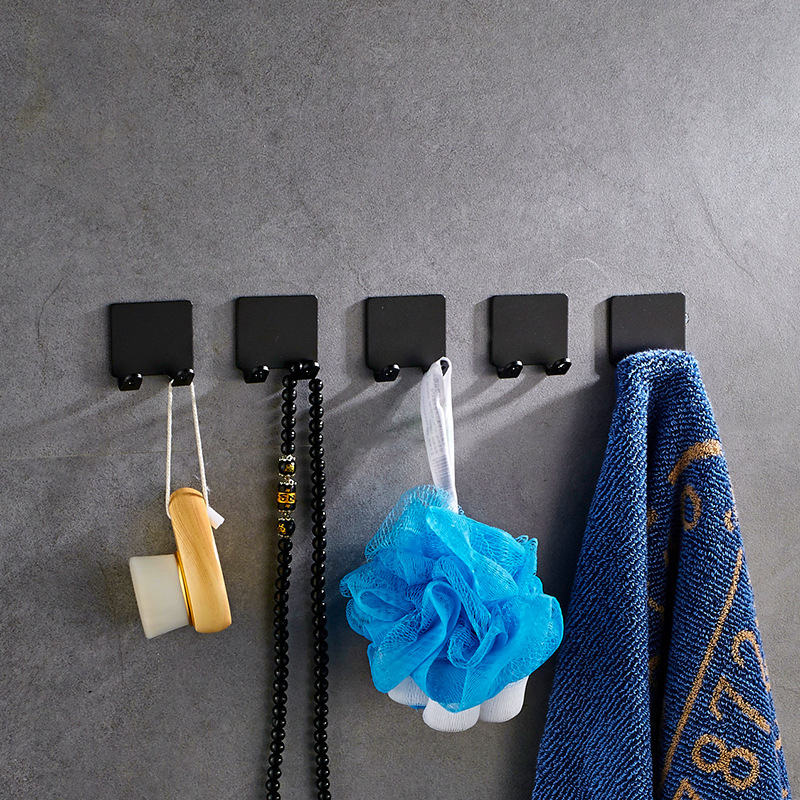 Free punch Northern Europe Space aluminum black Hooks Shower Room Row hook Coat hooks After the door Hooks 2 installed)