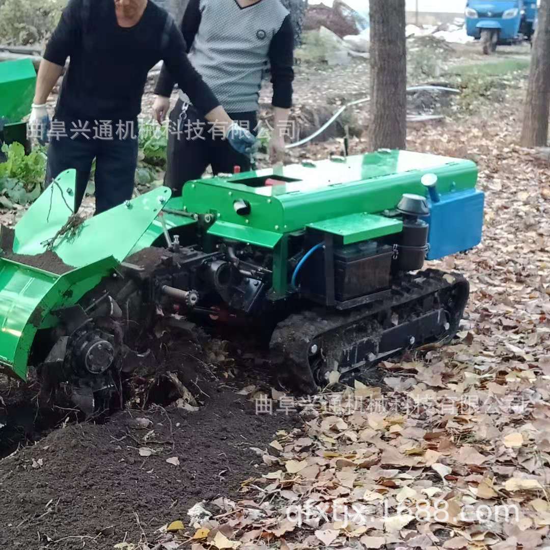 履带自走式果树开沟施肥机莱西35马力电启动果园开沟施肥机厂家