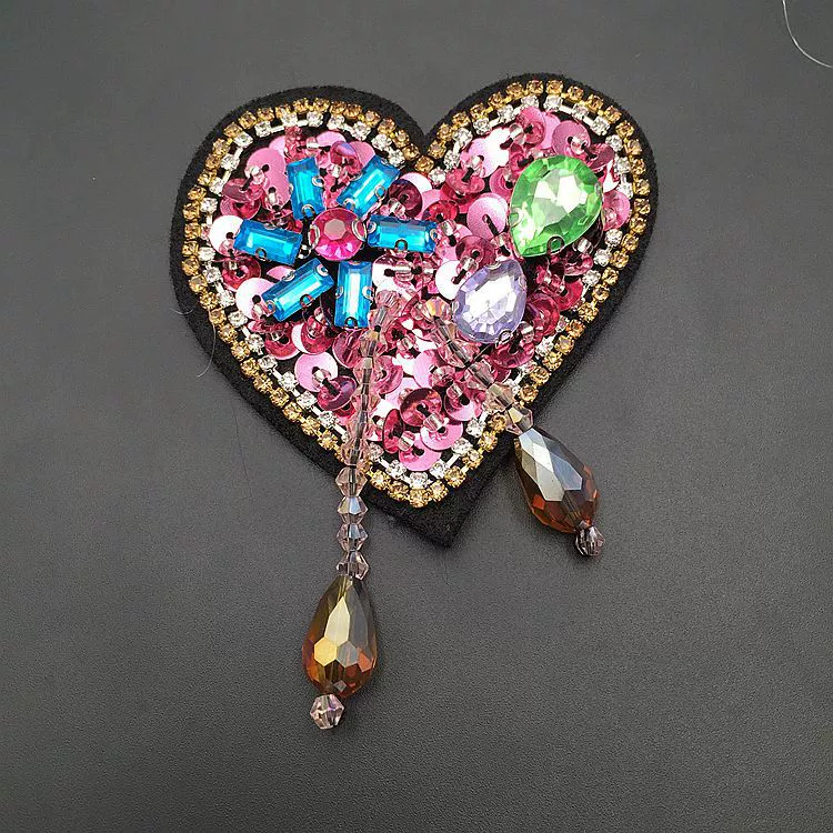 Spot Heavy Industry Handmade Beads Patch Crystal Sequenant Maple Leaf Fracket Patch DIY Patch Posts
