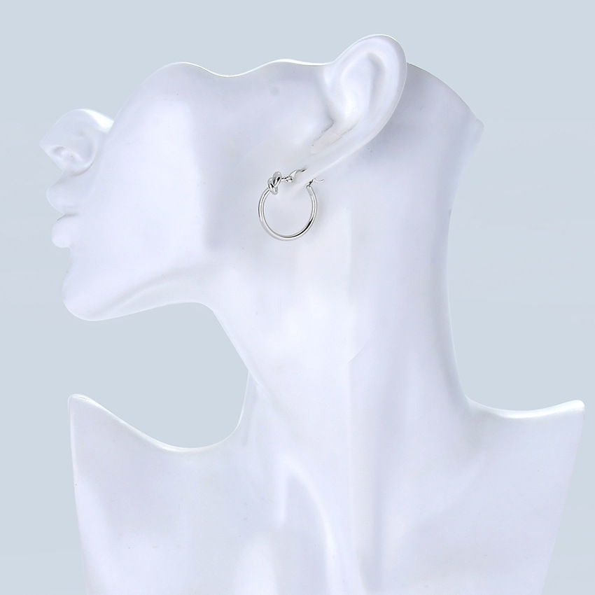 Europäische Und Amerikanische Einfache Mode, Kalte Wind Ohrringe, Hohle Konzentrische Knoten, Geometrische Kreis Ohrringe, Geknotete Ohrringe, Ohr Knöpfe display picture 1