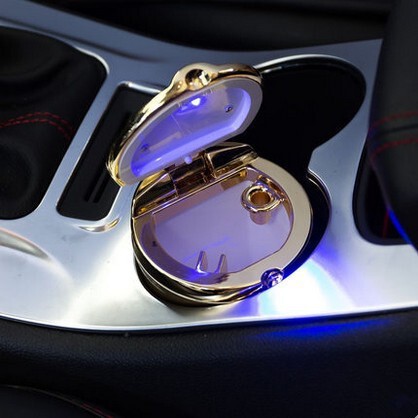 Personalized multifunctional car ashtray with flip cover and LED light and night light Universal large car ashtray trend