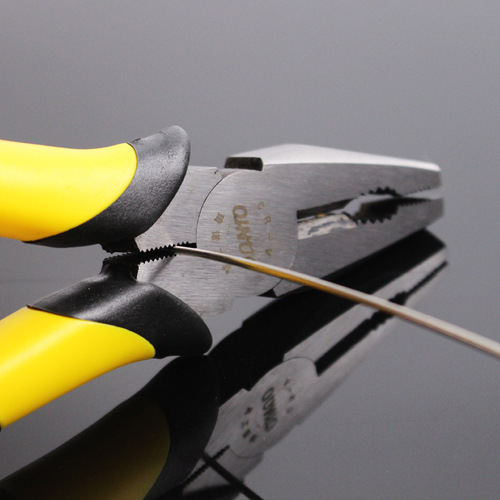 Qinuo pliers labor-saving multi-functional tiger leather handle wire pliers flat mouth wire pliers tool 8 inch No. 45 steel vise