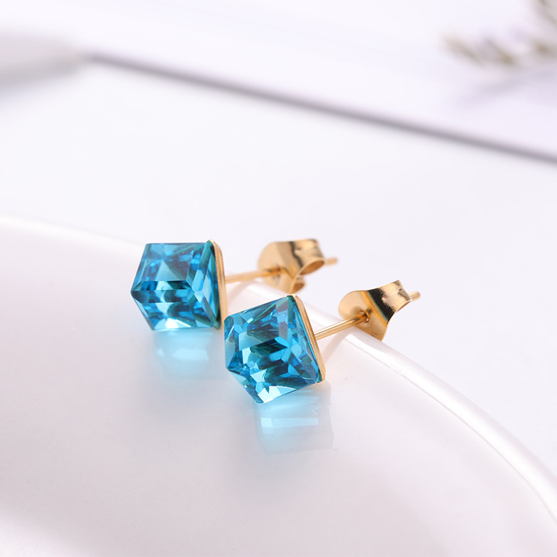 1 Pair Fashion Square Titanium Steel Plating Inlay Zircon Ear Studs display picture 1