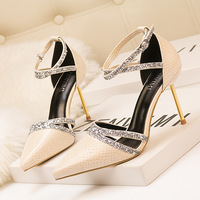 696-10 European and American fashion, thin and high heels, shallow, pointed, shiny crossover, sexy night shop, thin and hollow sandals.