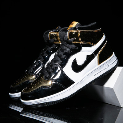 独立站跨境批发代发2018秋冬款男士板鞋防滑高帮鞋时尚运动休闲鞋