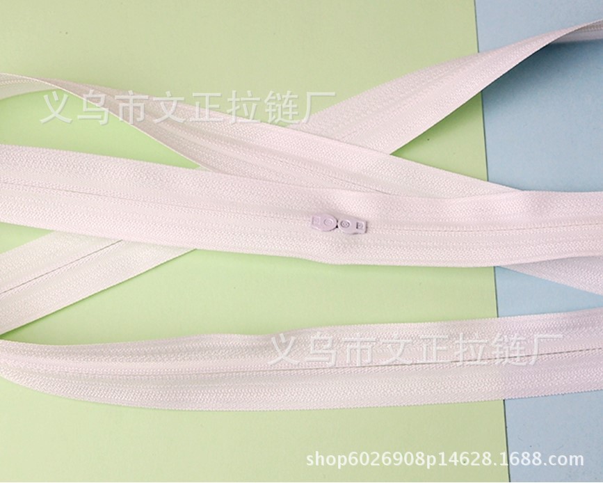 27d11b9351b677ec700922390bf7e3