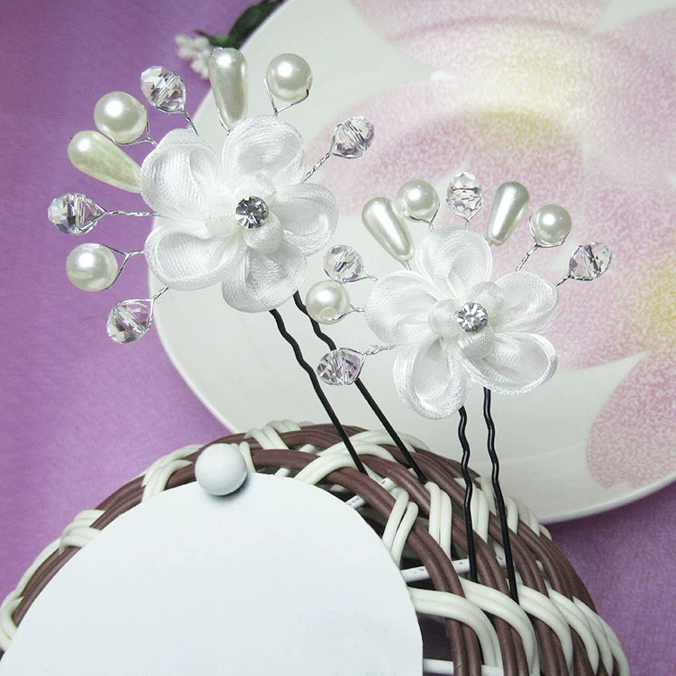 Gauze hair accessory for bride
