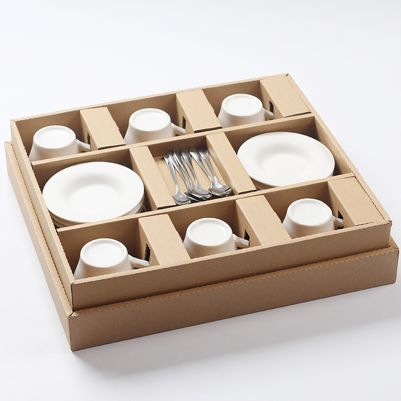 Taza de cerámica creativa taza de agua taza de moda simple taza de café caja de regalo conjunto de cuchara al por mayor