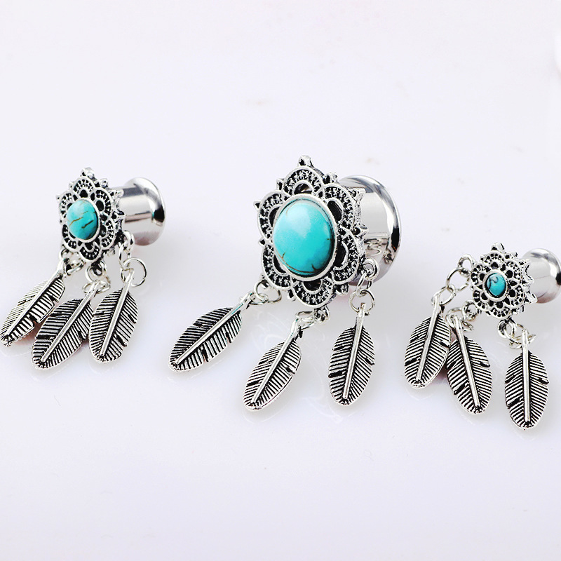 Labret piercing jewelry detail image