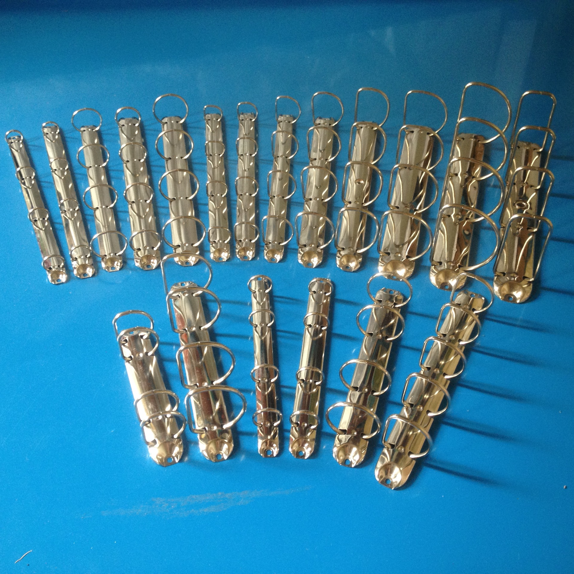 电镀银色文具6孔O型金属铁夹 A5尺寸适用于皮具纸板PP板包装用-阿里巴巴