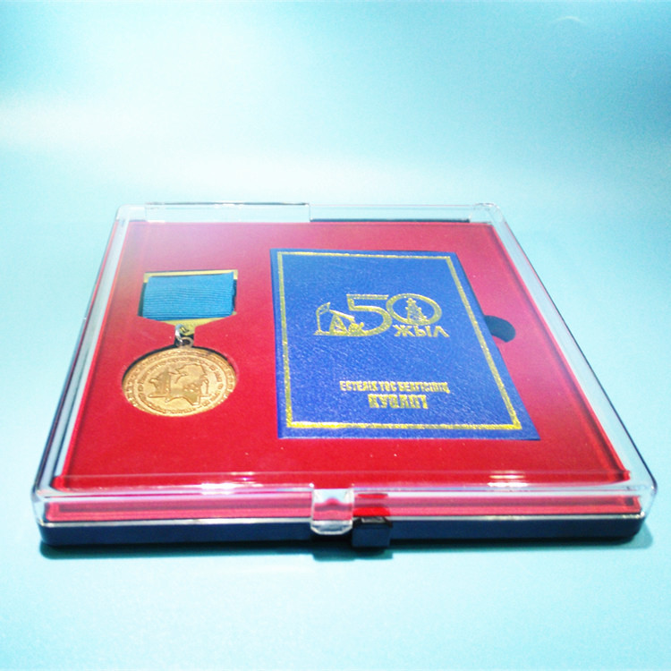 大款徽章加证书150*150mm工艺品胶盒日式迷你便携式微波印刷精品