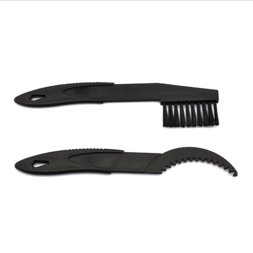 Bicycle chain cleaning brush, mountain bike cassette and chainring cleaning tool, single bike maintenance and cleaning brush