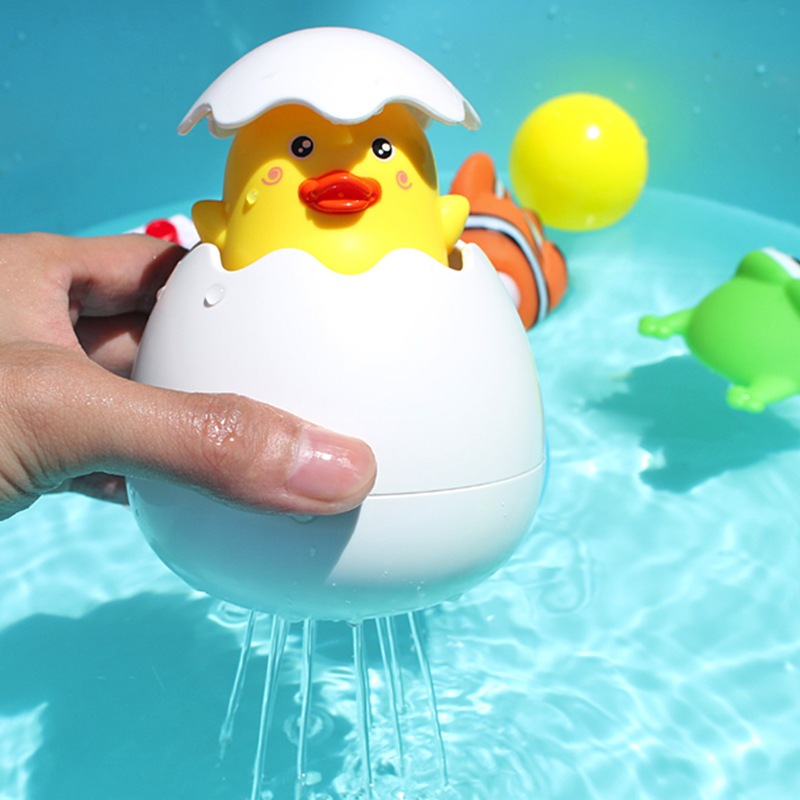 お風呂タイムにぴったり｜卵の浮遊おもちゃ・浴室のスプレーヘッドのおもちゃ・プール・海水浴遊び・川