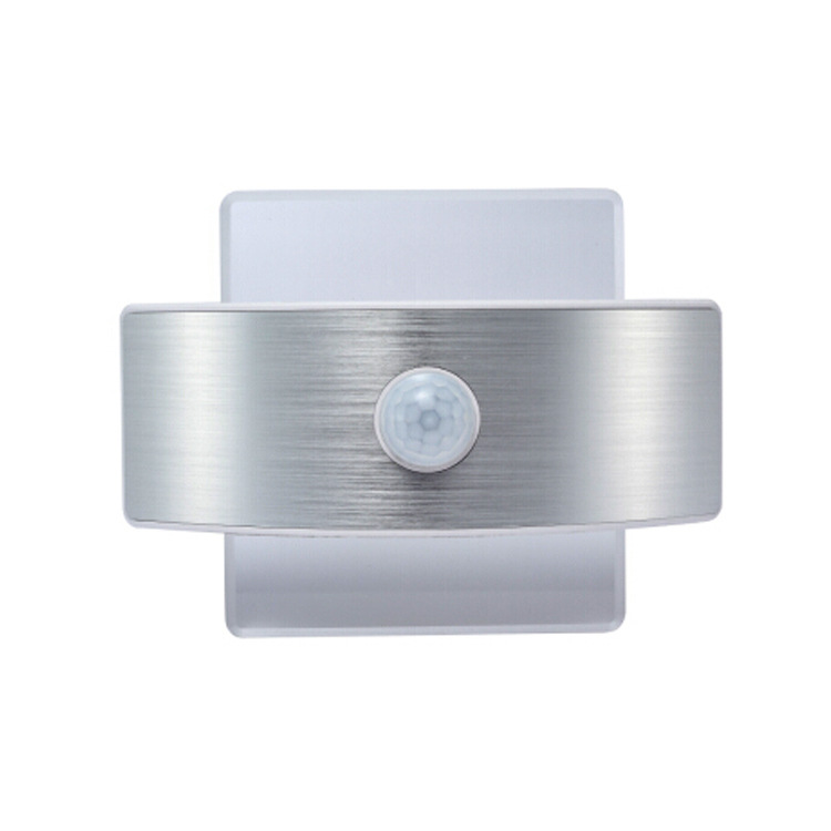 跨境創(chuàng)意 led人體感應(yīng)燈小夜燈臥室可充電床頭感應(yīng)壁燈廠家直銷