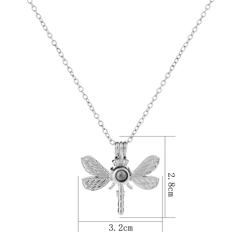 Wholesale Jewelry Luminous Hollow Dragonfly Pendant Necklace Nihaojewelry display picture 1