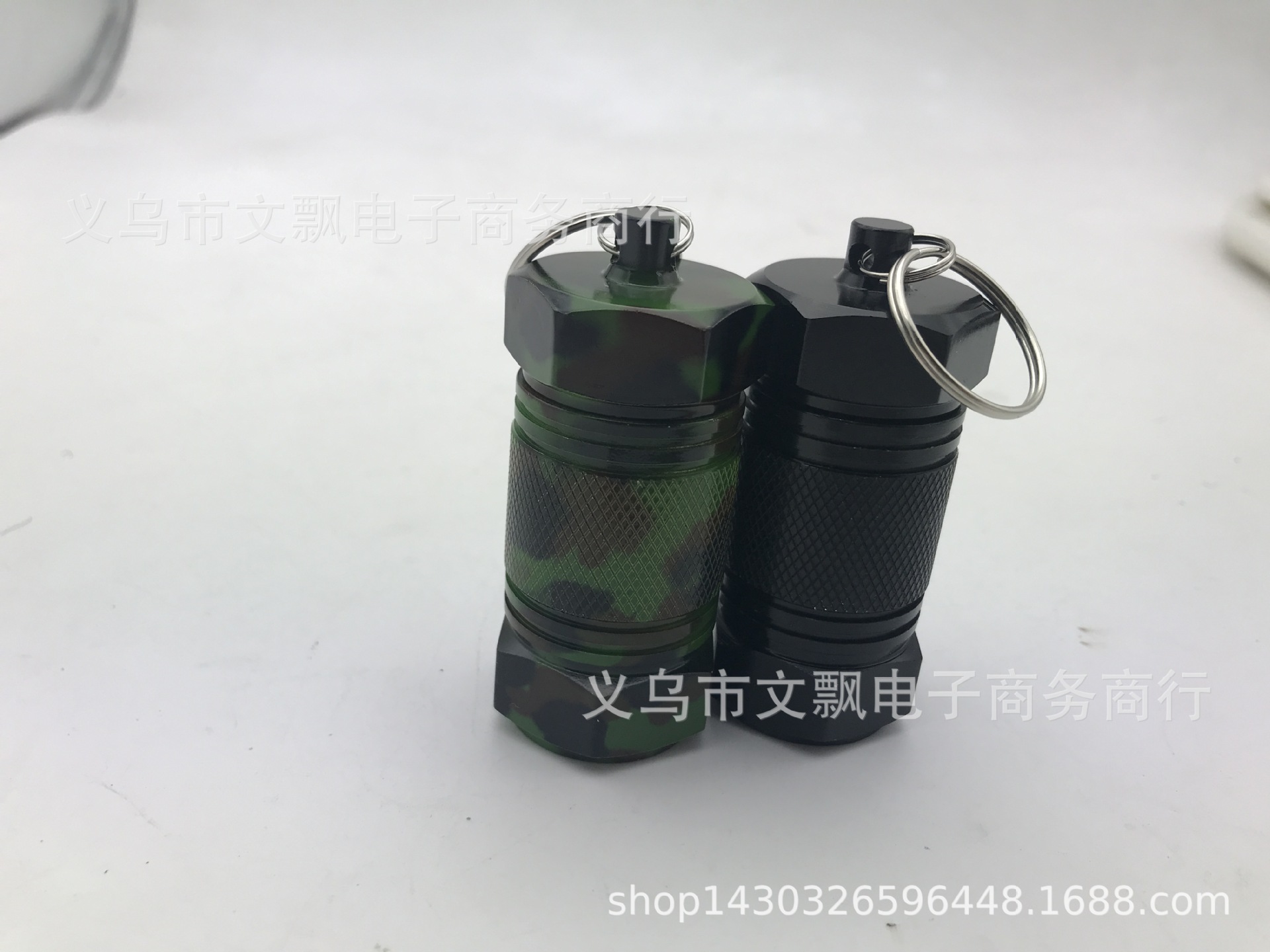 户外药瓶 铝合金钥匙扣挂瓶 迷你防水小药罐急救药丸瓶密封