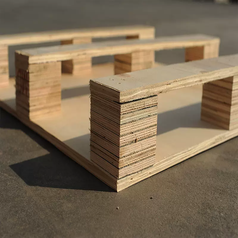 加厚青岛松木免熏蒸托盘国内用生产批发实木托盘木栈板价木架