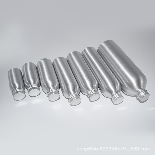 Cosmetic container