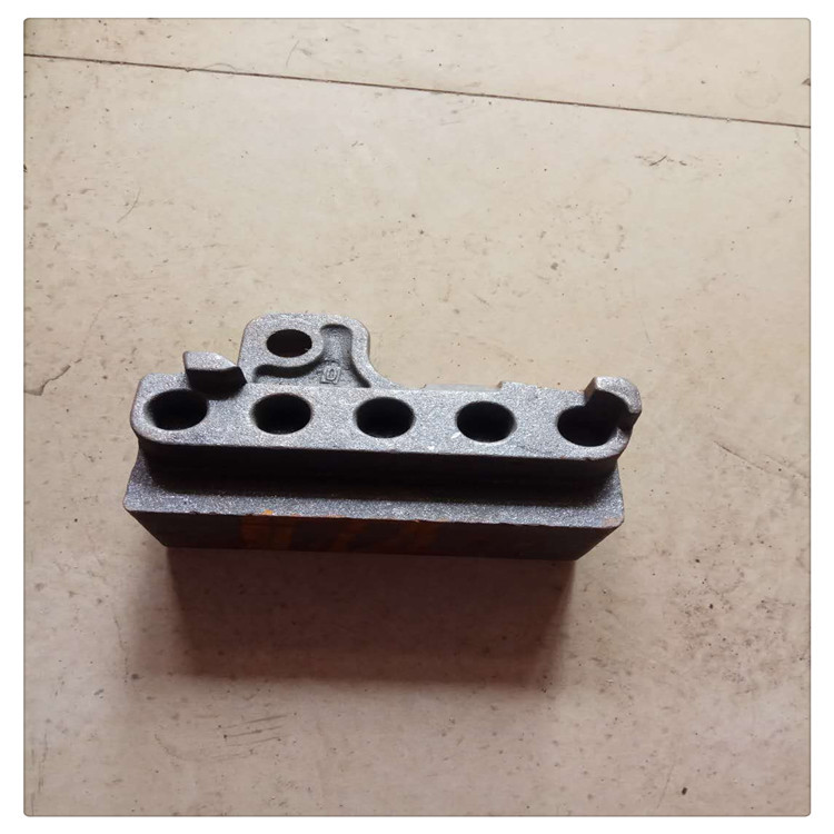 20t/h小鳞片式瓦房店永宁炉排 托辊 左右主炉排 318/330炉排片