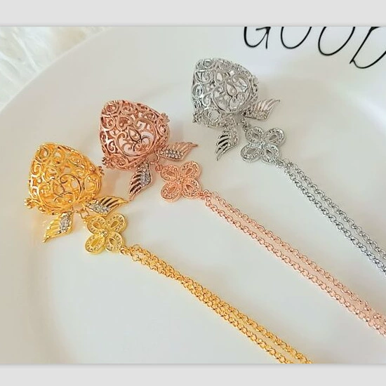Серебряное украшение?