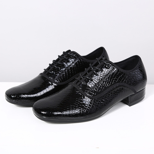 Microfiber patent leather men's modern dance shoes, wear-resistant soles, square dance shoes, ballroom dance shoes, outdoor dance shoes, watch