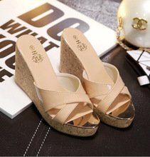 2023夏季欧美时尚呛口小辣椒坡跟凉拖鞋厚底鱼嘴高跟拖鞋