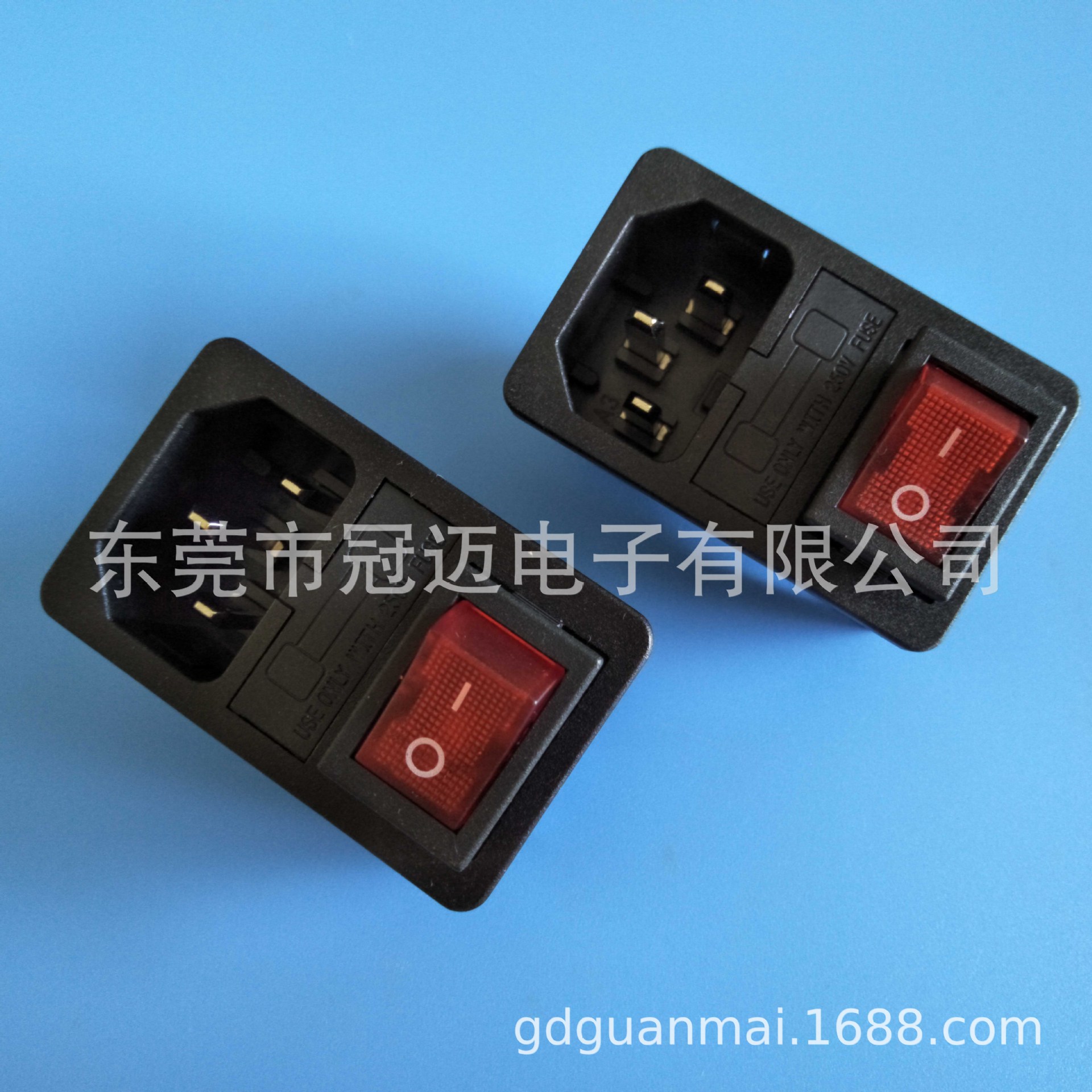 DB-14-F4+RS电源插座 三合一品字带开关C14 公座带保险丝红灯开关