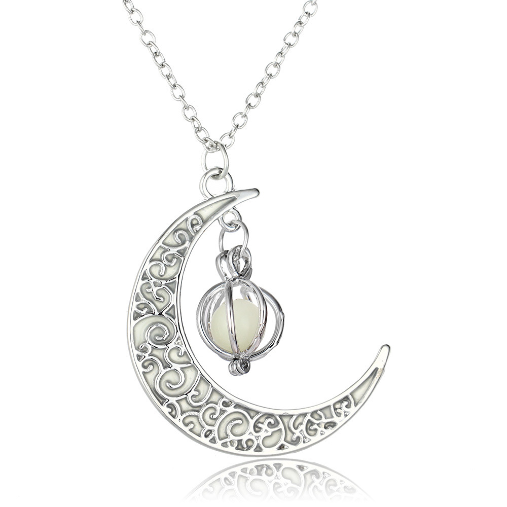 Venta Caliente Luna Calabaza Colgante Piedra Luminosa Collar De Mujer Luminoso display picture 1