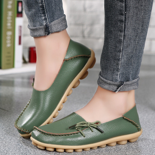  Cross-border Plus Size Women's Leather Mother Shoes Slip-On Hole Shoes Comfortable Bead Shoes Nurse Shoes