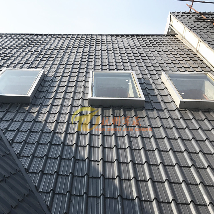 源头厂家供应定宽订长  0.5mm 红色彩钢琉璃瓦