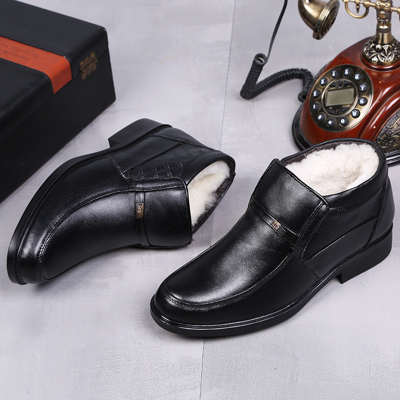 Dad, cotton boot man 2018 winter new pattern Cotton-padded shoes genuine leather The thickness of the bottom non-slip Wool boots business affairs leisure time man Boots