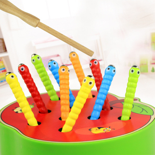 Wooden children's magnetic insect catching early education p0.33 hand-eye coordination memory color parent-child interactive insect catching toy