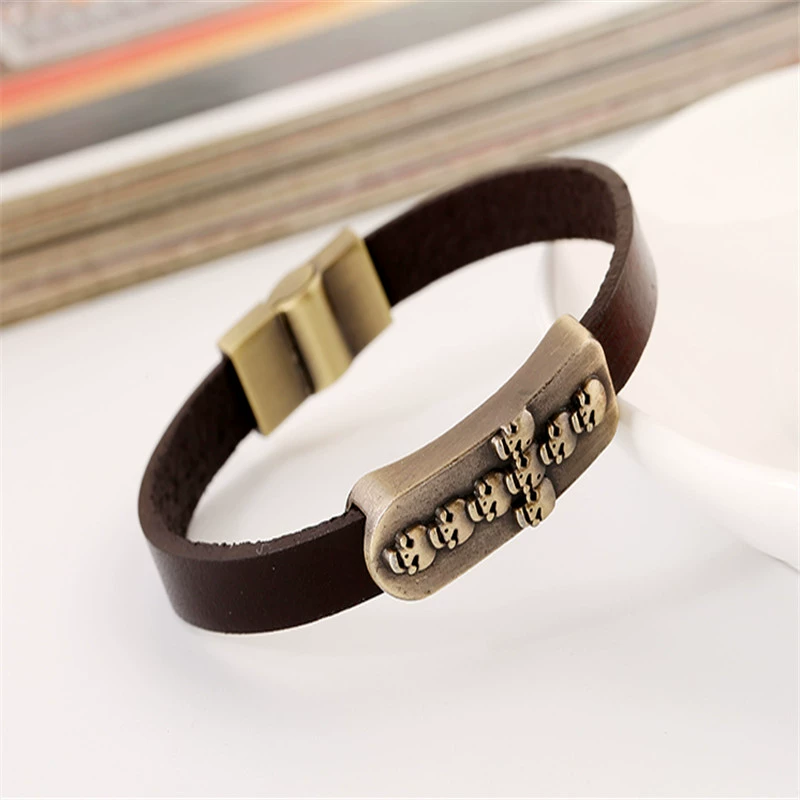 Стильная металлическая кожаная bracelet?