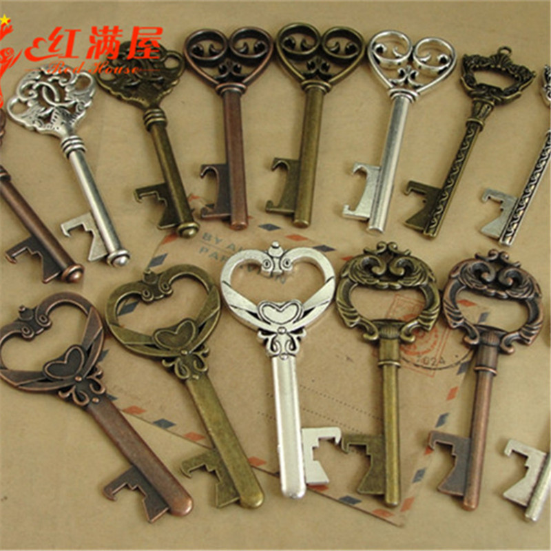 Creative retro keychain for keys